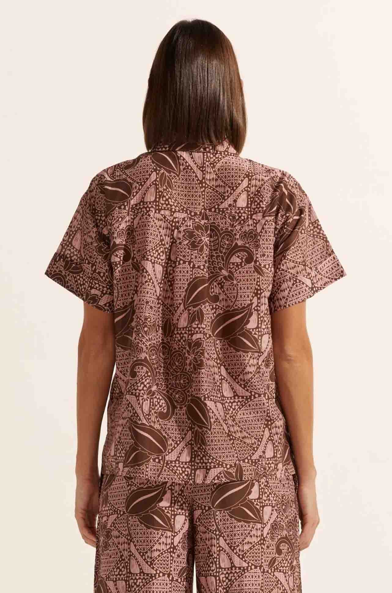 zoe kratzmann - jaunt top in cacao batik