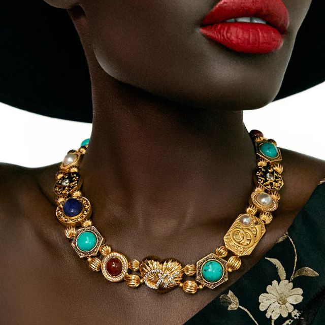 Camilla - My Cameo Romeo Statement Necklace