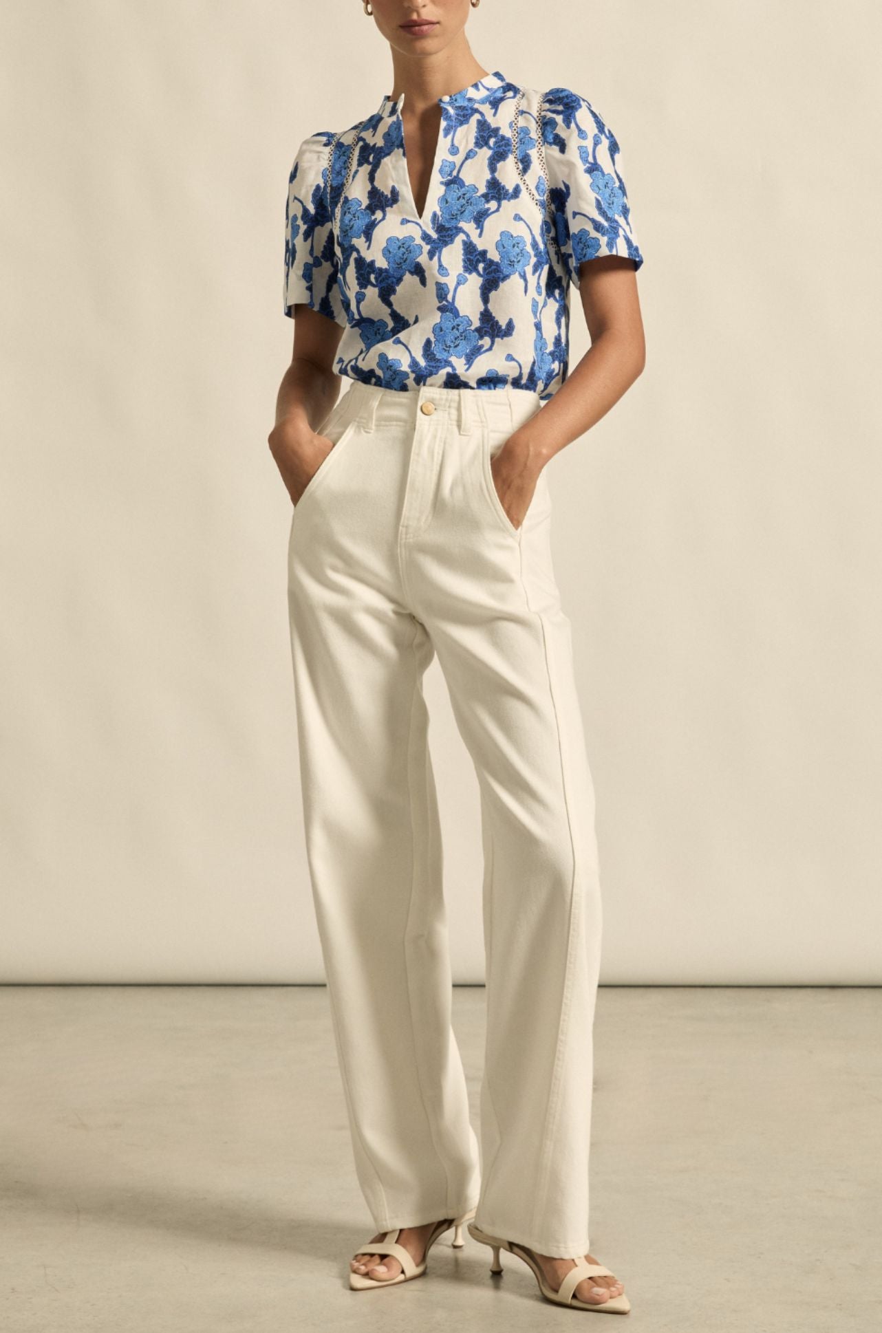 zoe kratzmann - recollect top in azure bouquet