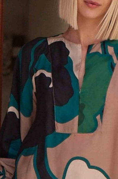 zoe kratzmann - signal top in organic botanic