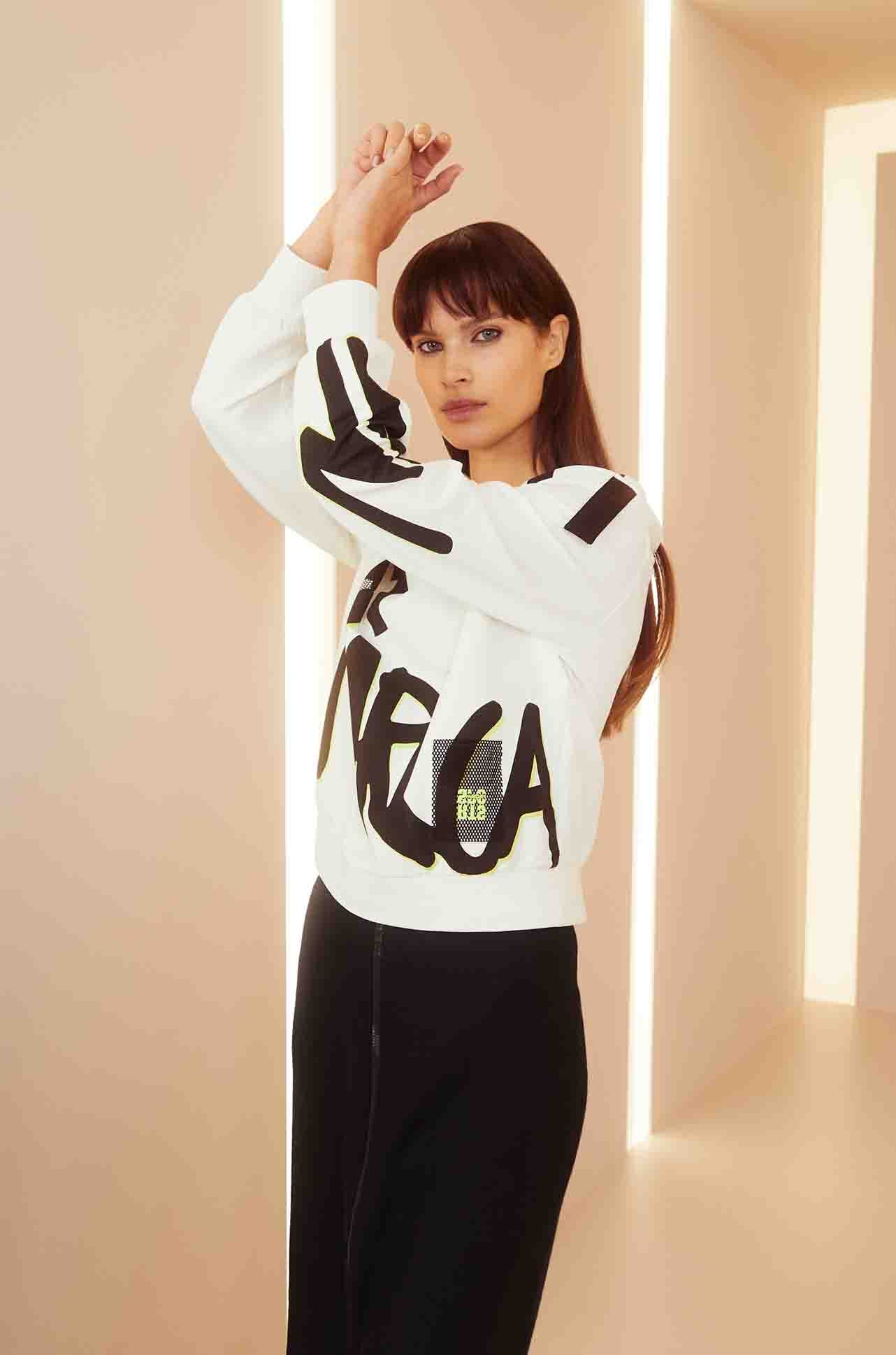 Marc Cain - Sweatshirt w/ Letter Print