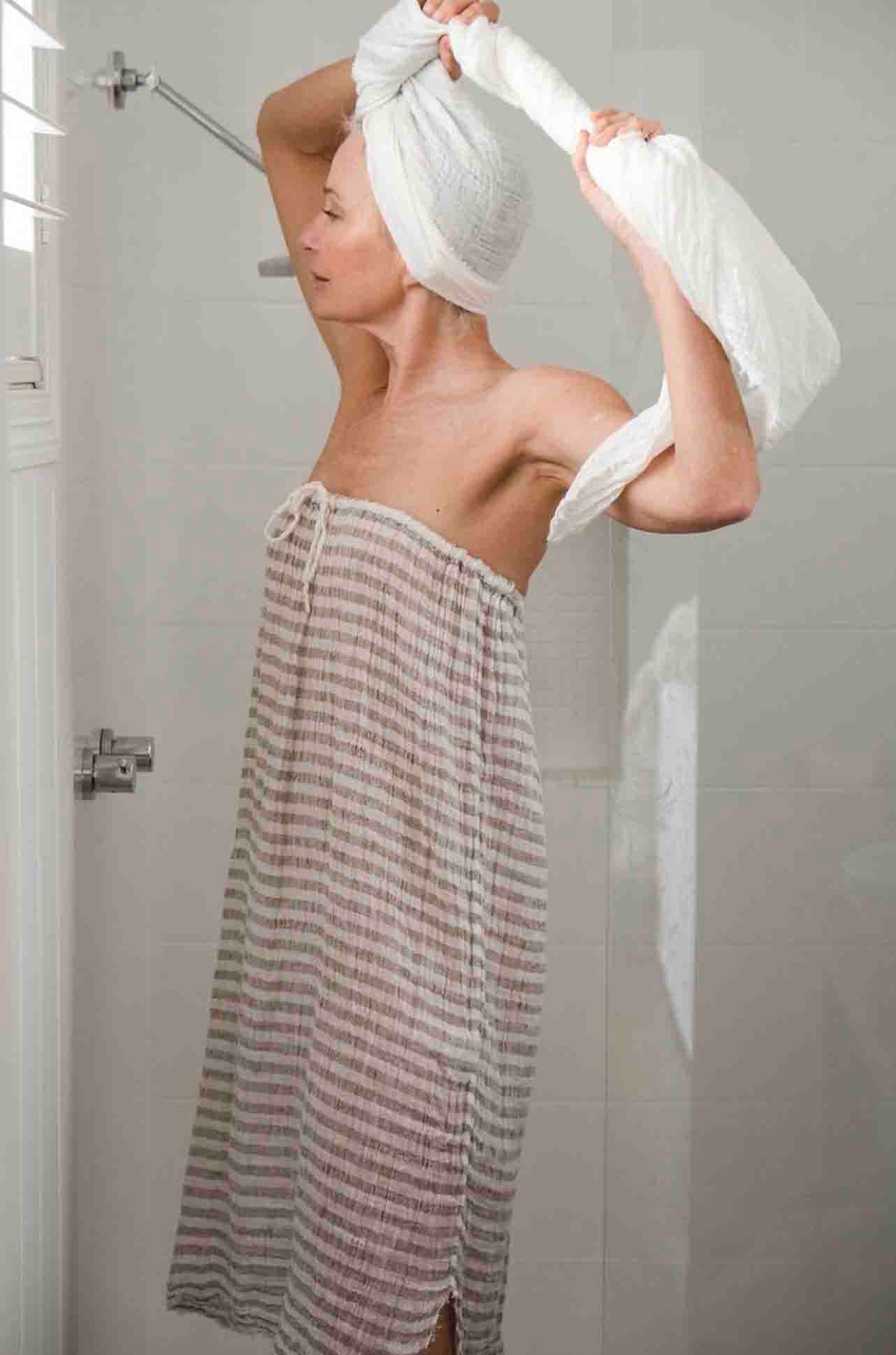 Moment_LaBottegaDiBrunella_VestitoTubo_RigaGrey_Longewear_Dress_Linen_www.zambezee.com.au