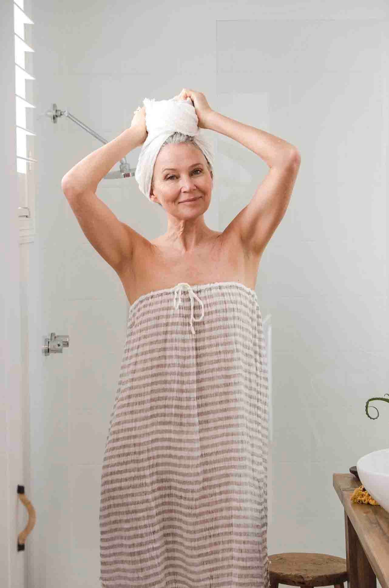 Moment_LaBottegaDiBrunella_VestitoTubo_RigaGrey_Longewear_Dress_Linen_www.zambezee.com.au