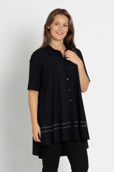 Paula Ryan - Banded Trapeze Shirt in Black / White
