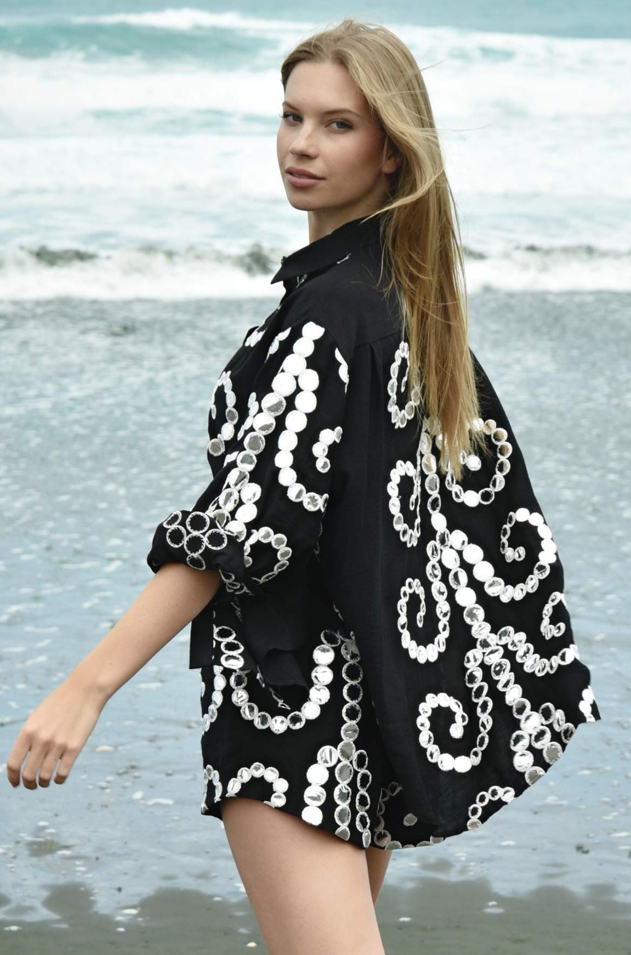 Cooper - A Mirror Party Just Casually Shirt in Black