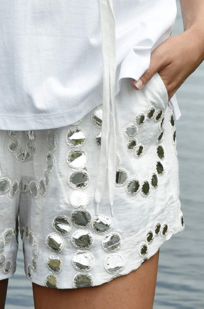 Cooper - A Mirror Party The Short Of It Short in White
