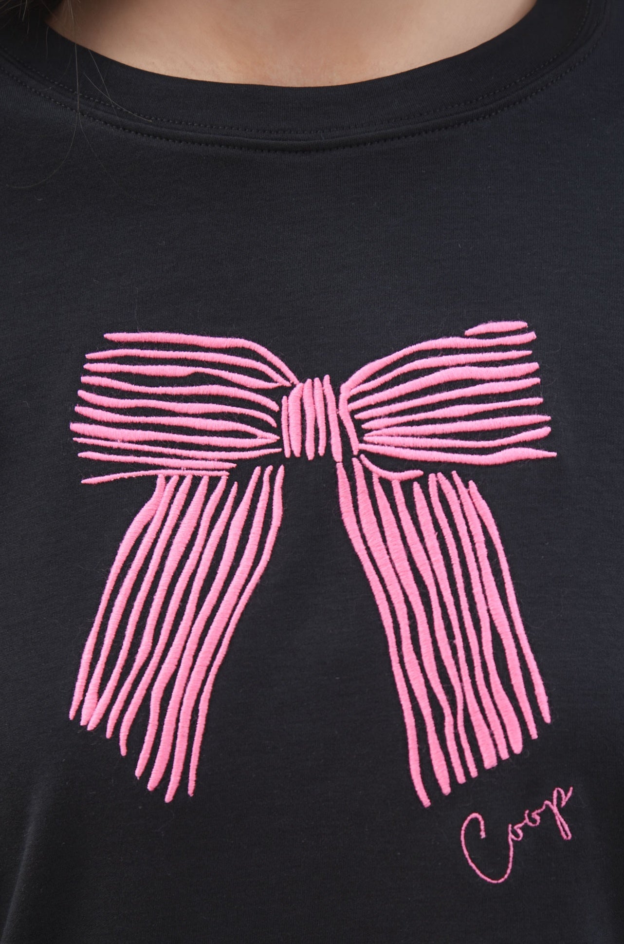 Coop - Serendipi-Tee Gotta Bow T-Shirt