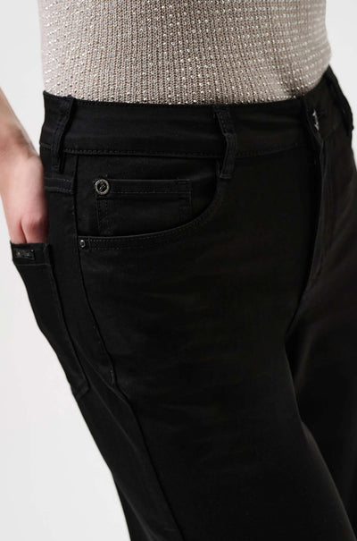 Joseph Ribkoff - Goldie Classic Wide-Leg Stretch Jeans in Black