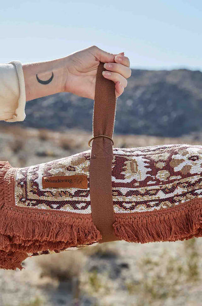 Wandering Folk - Desert Throw