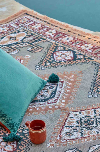 Wandering Folk - Desert Throw