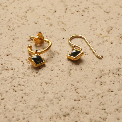 Nicole Fendel - Diamond Earring Black Onyx Huggie in Gold