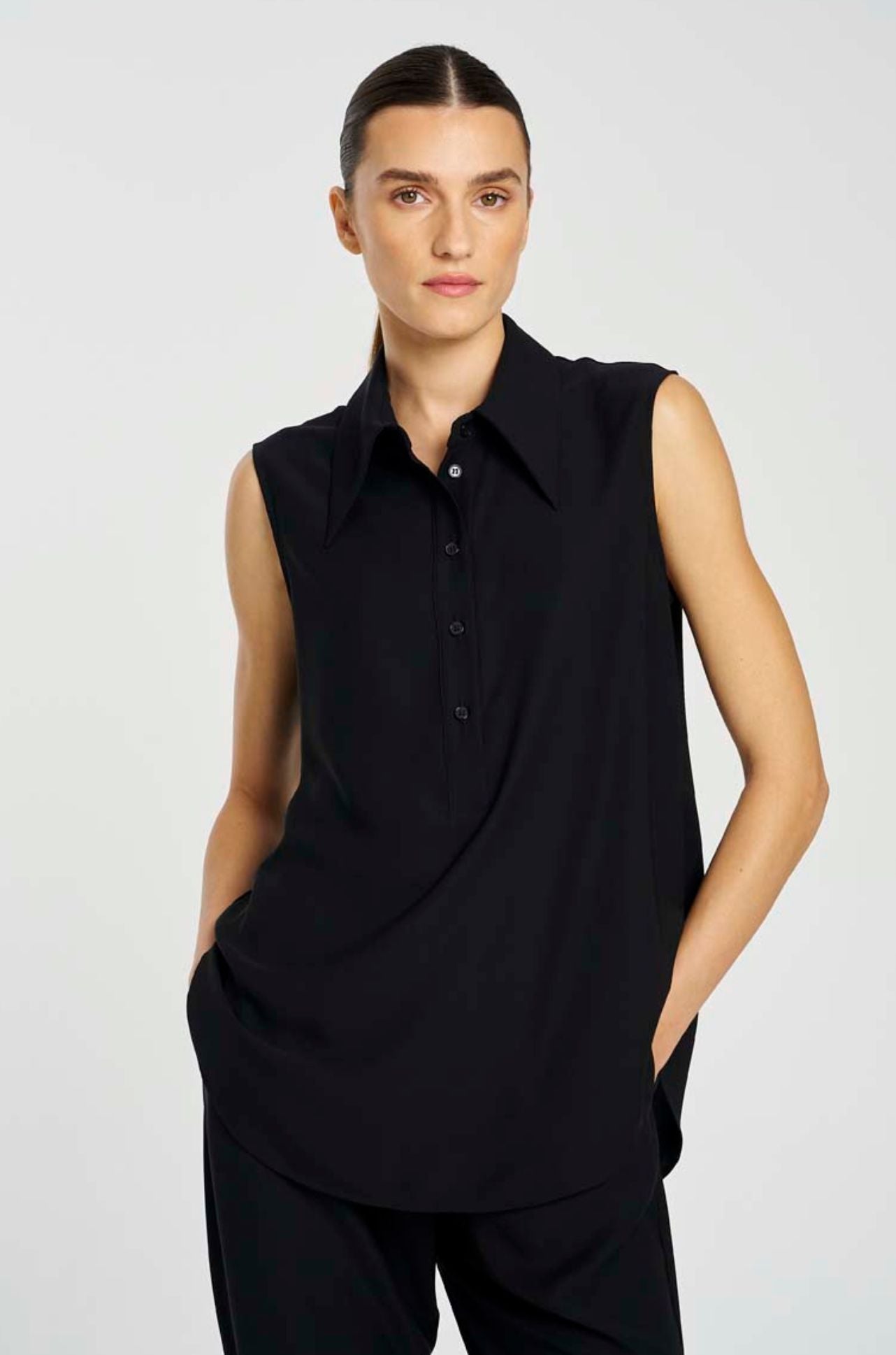 Mela Purdie - Peak Tank in Denier