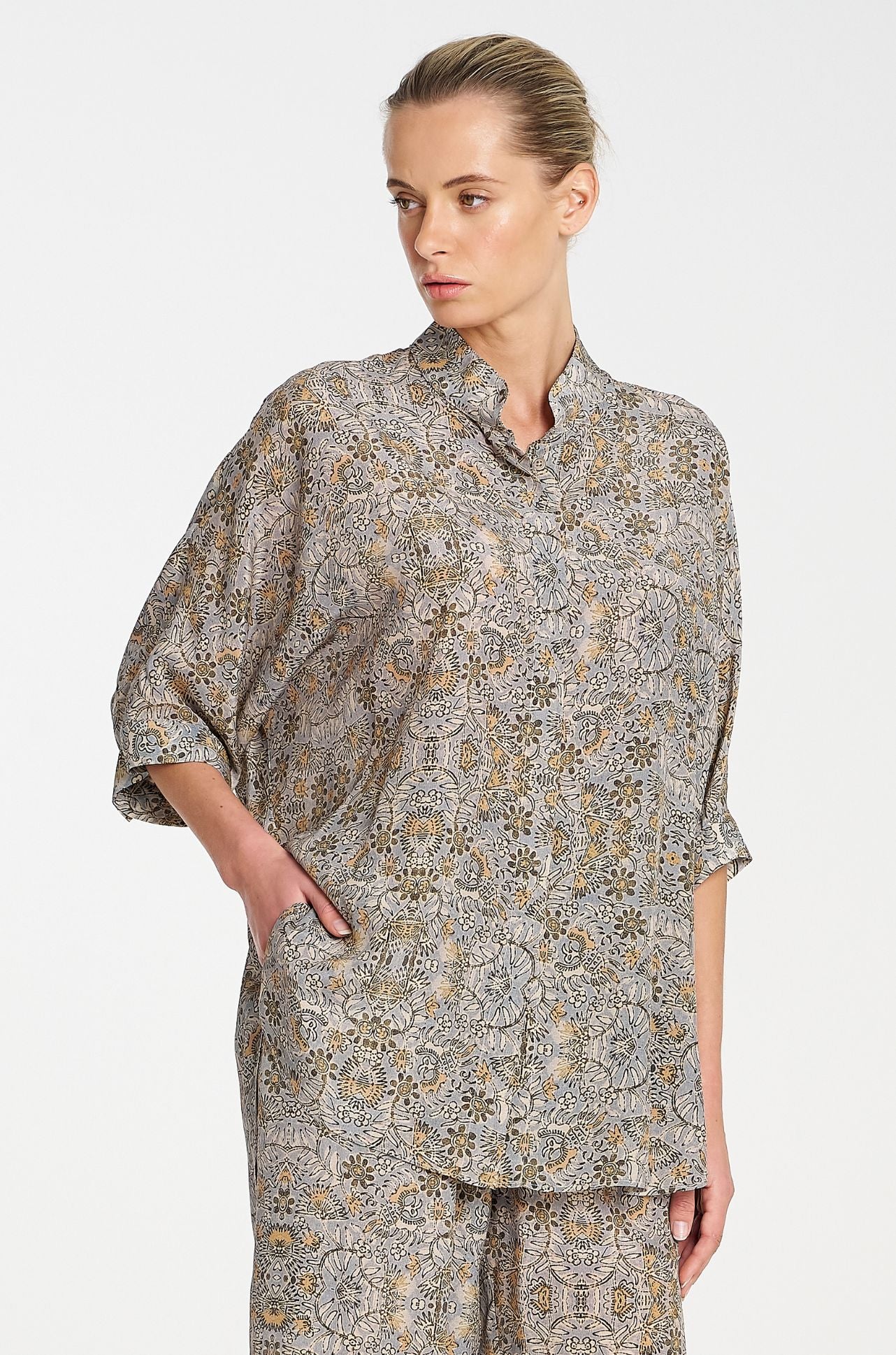 Mela Purdie - Villa Overshirt in Spinifex Print Silk