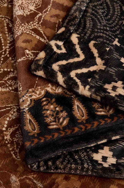 Johnny Was - Laurel Canyon Cozy Blanket in Monitclarie Scarf