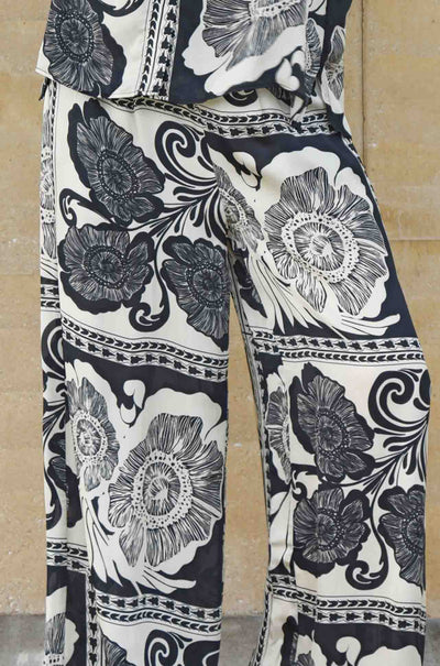 Curate - My Square Lady Kick Pleat Pant