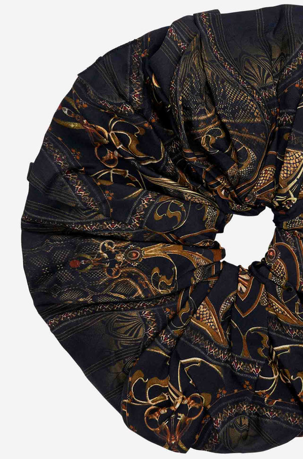 OVERSIZED SCRUNCHIE NUBIAN NIGHTS main image 1