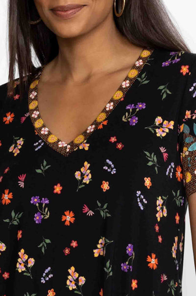 Johnny Was - Nani Favourite S/S V-Neck Swing Tee