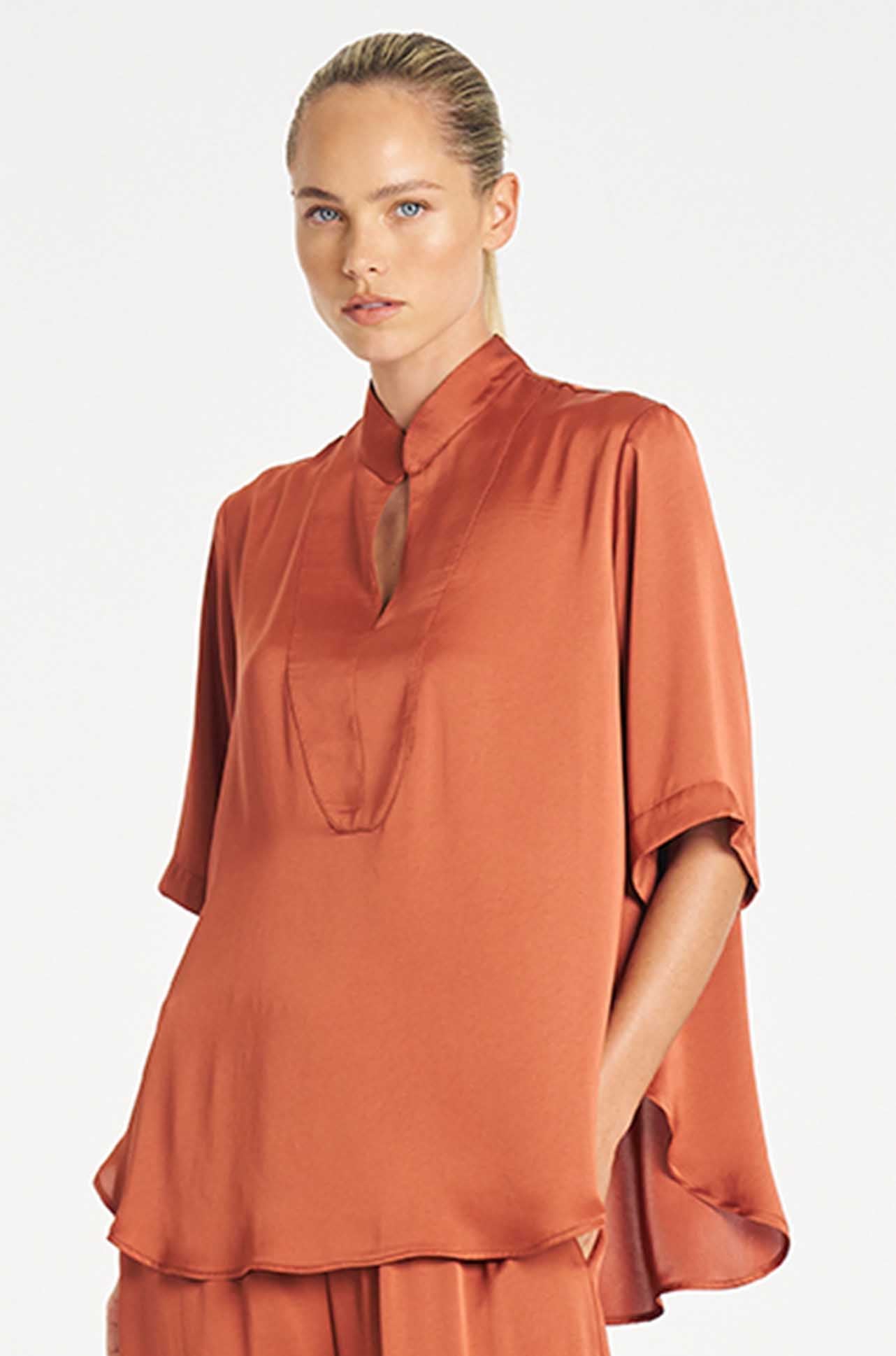 Mela Purdie - Swish Tux Plaza in Mirror Satin