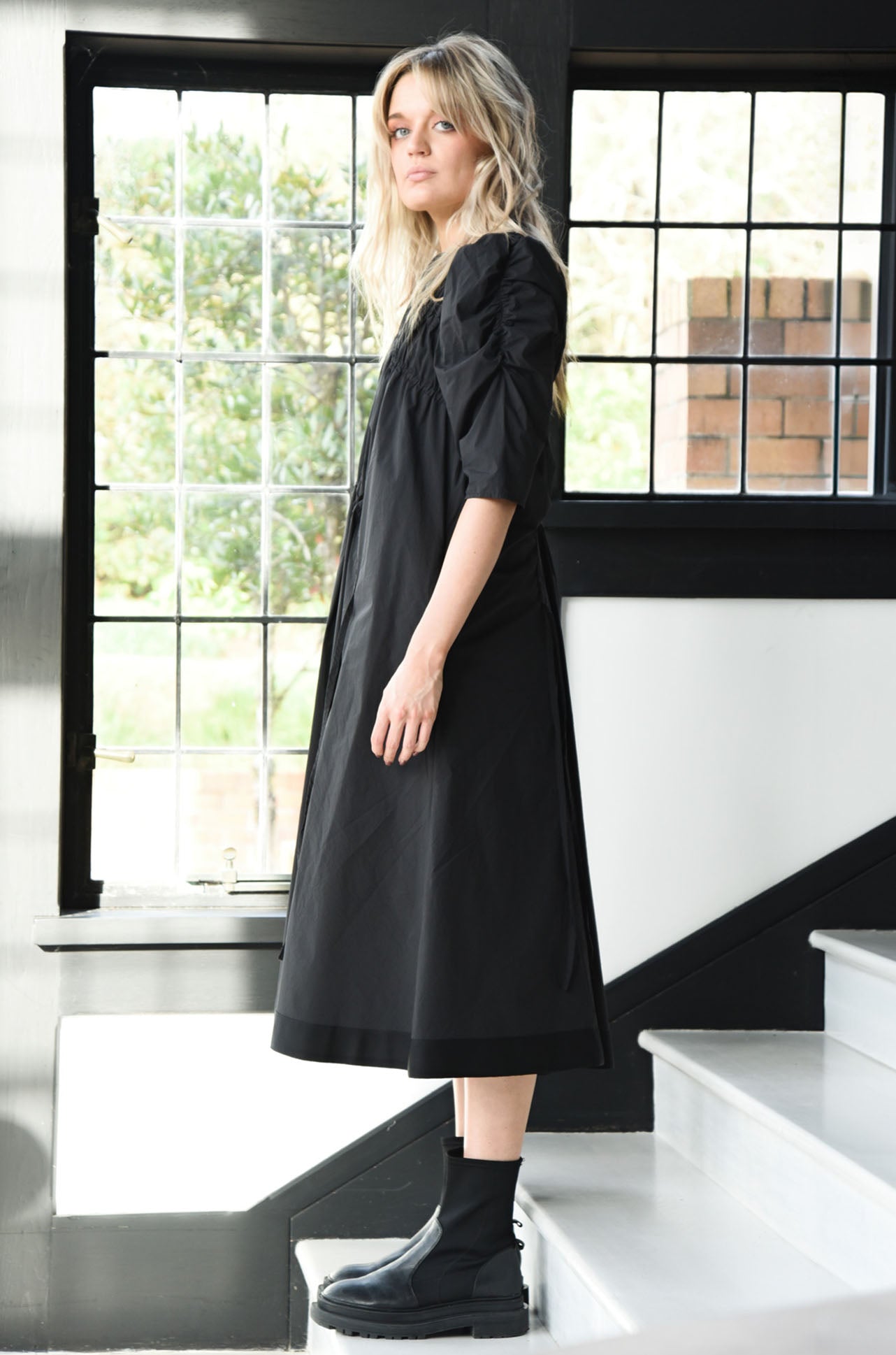 Trelise Cooper - Cotton Drawer String Me Along Dress in Black - Zambezee Trelise Cooper - Cotton Drawer String Me Along Dress in Black - Zambezee