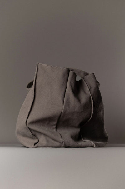 The Cool Hunter Market Bags - The Weekender Bag in Taupe