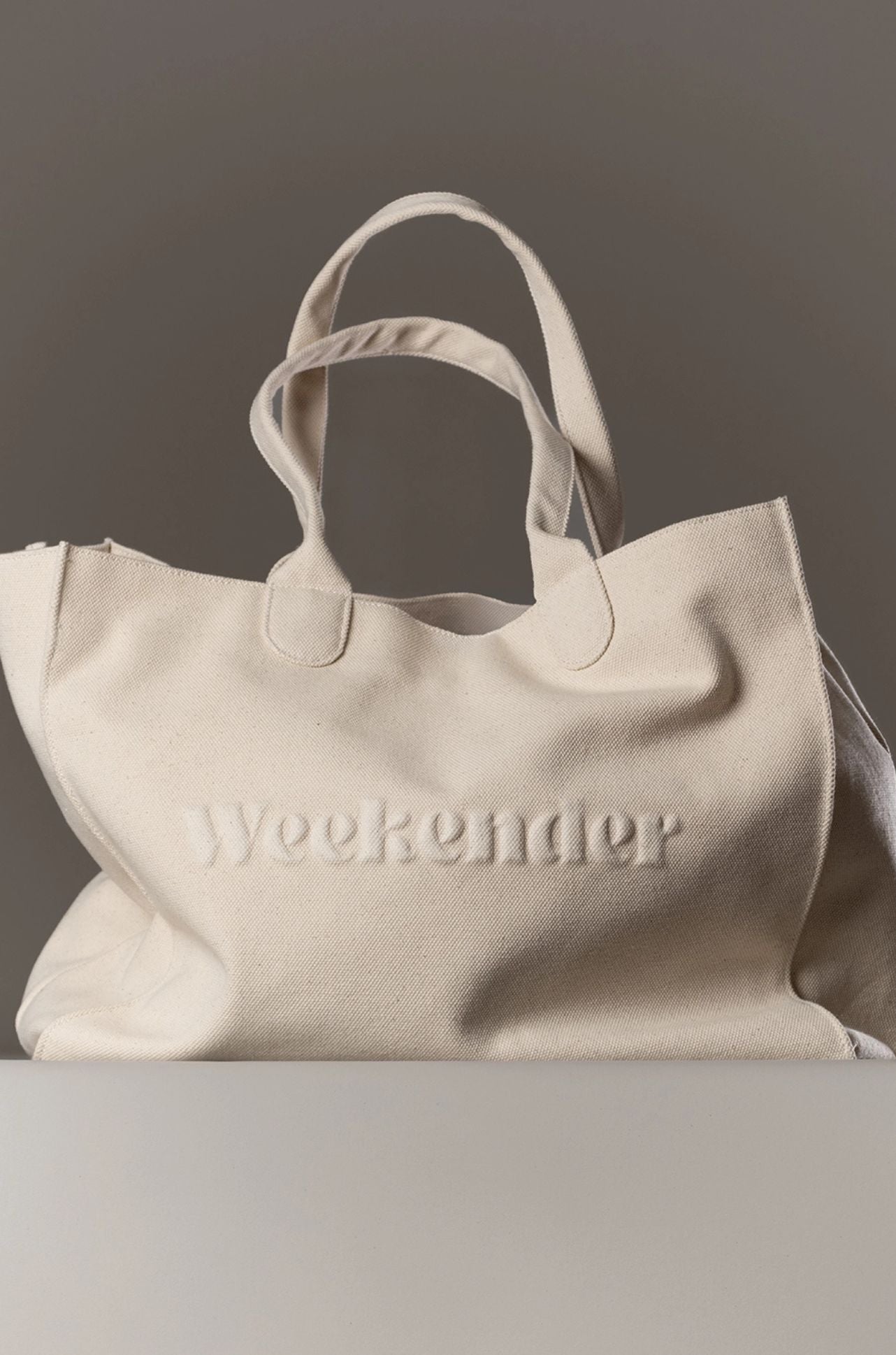 The Cool Hunter Market Bags - The Weekender Bag in Beige