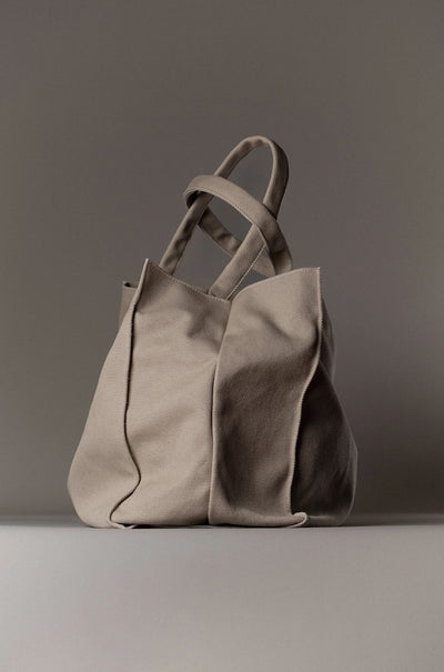 The Cool Hunter Market Bags - The Weekender Bag in Stone