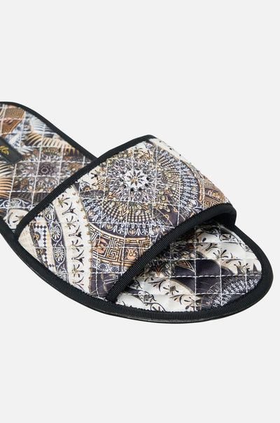 Camilla - Temples Of Dendara Slippers with Travel Case