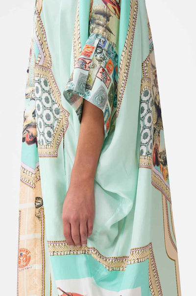 Camilla - With Love From Turkiye Batwing Kaftan