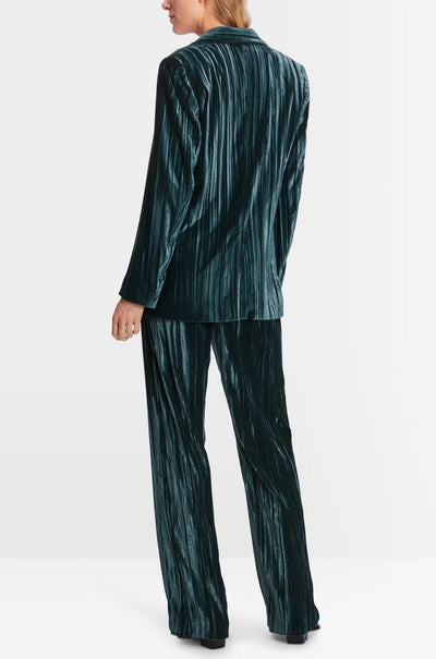 Marc Cain - Blazer in Crushed Velvet