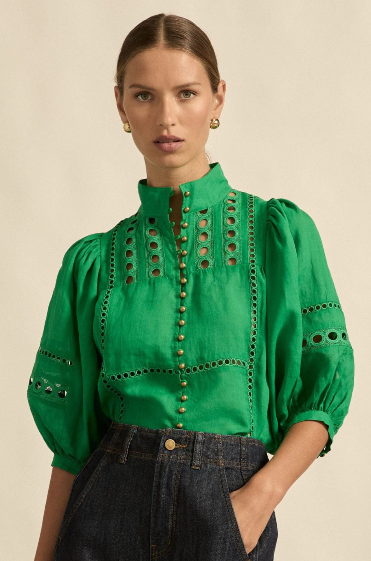 zoe kratzmann - cabaret top in parrot