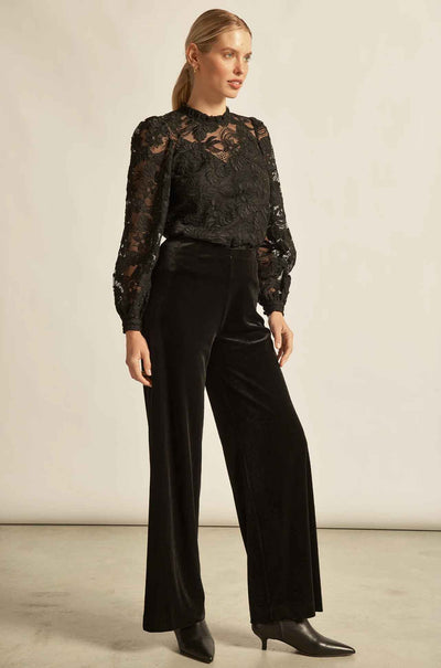 Zoe Kratzmann - glint top in black