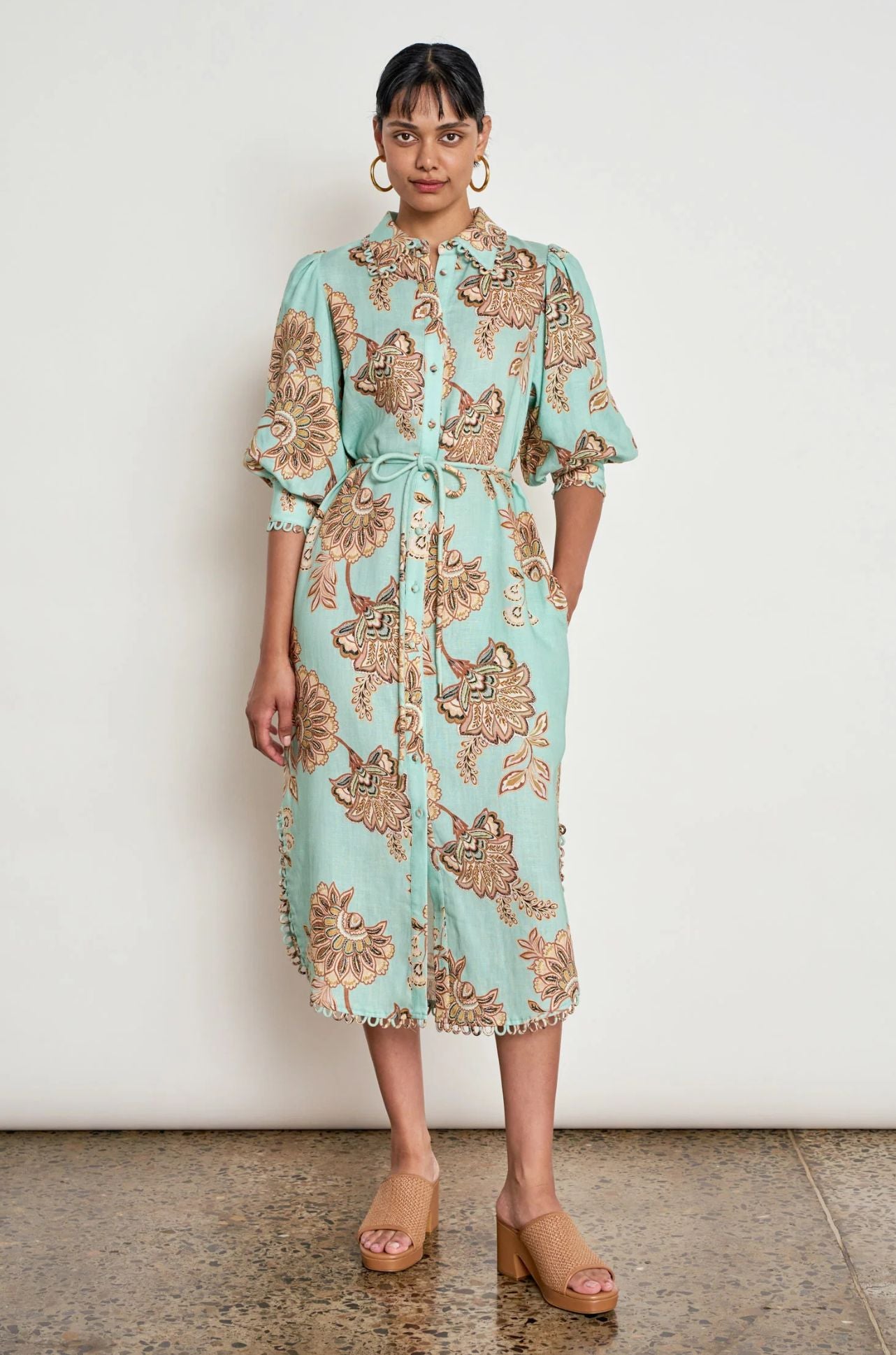 Zoe Kratzmann - heir dress in mint kgari