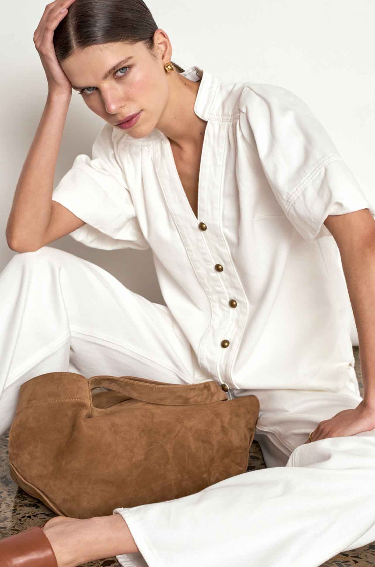 Zoe Kratzmann - magnify top in elm