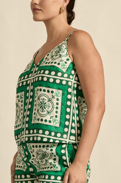 zoe kratzmann - memo top in parrot scarf