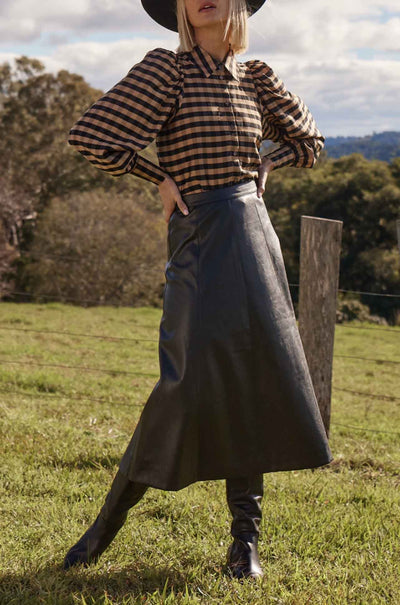 zoe kratzmann - mirage top in toffee black check