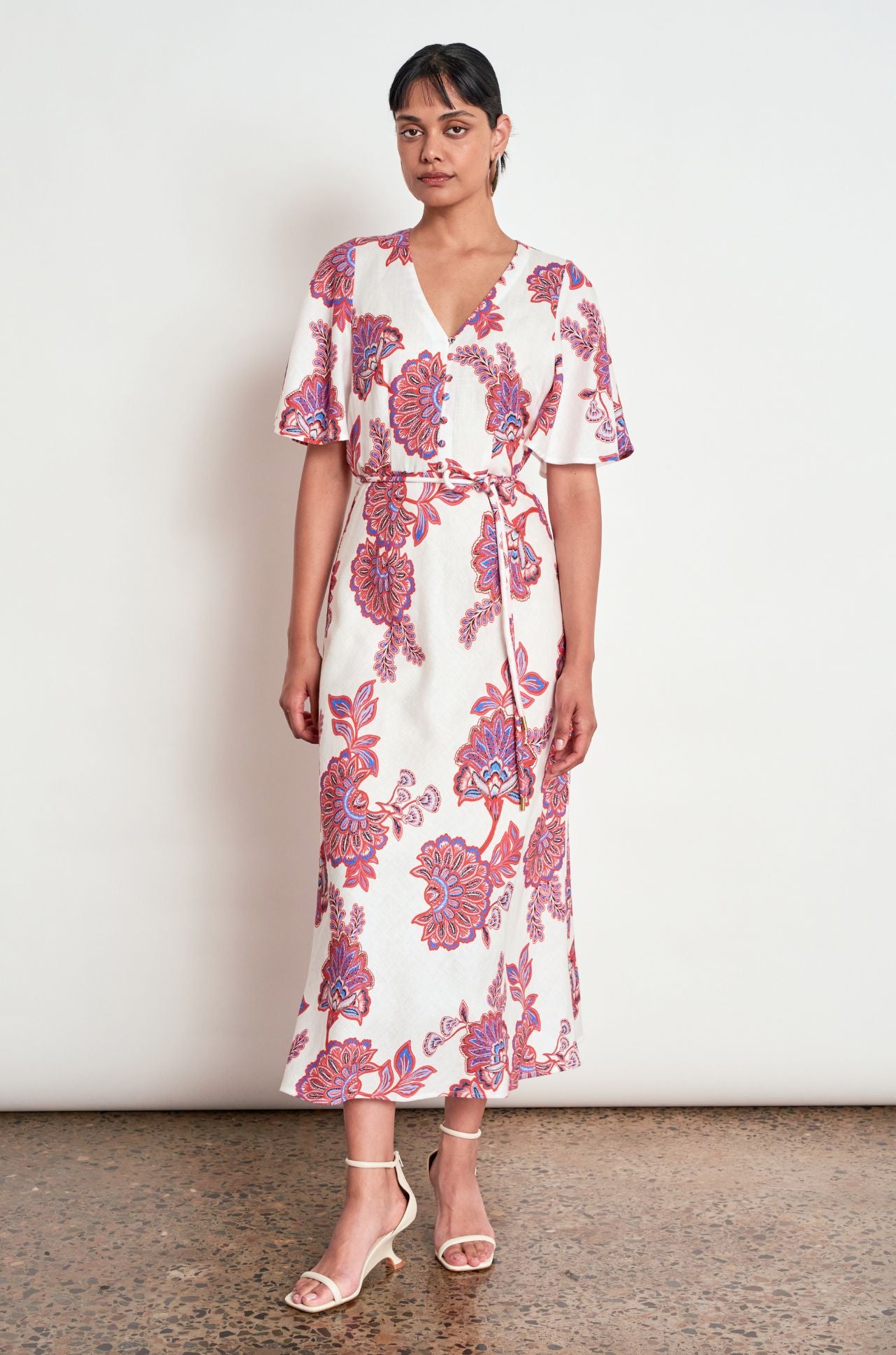 Zoe Kratzmann - premier dress in crimson kgari