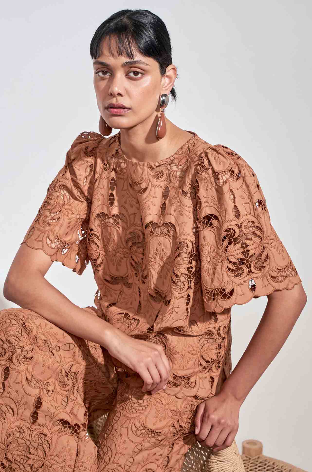 Zoe Kratzmann - resolve top in truffle