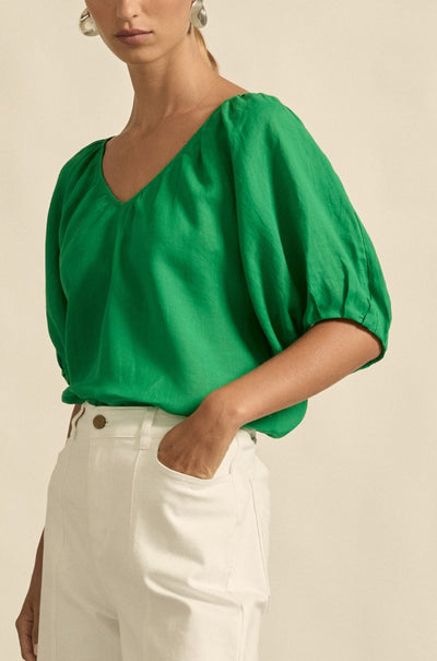zoe kratzmann - trace top in parrot