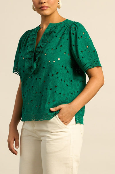 zoe kratzmann - vantage top in emerald