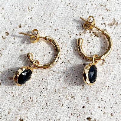 Nicole Fendel - Honor Huggie Earrings in Onyx & Gold